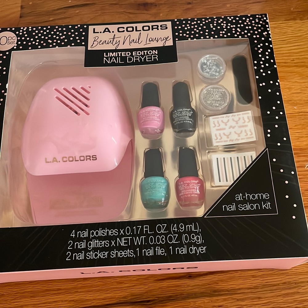 Nail set - Picture 2 of 3